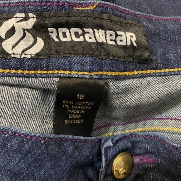 Rocawear 5 pocket Boot cut jeans., size 18 - Picture 3 of 3